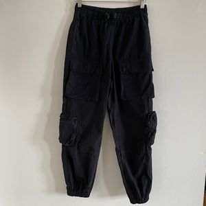 Aritiza TNA high rise cargo pant